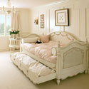 Charlotte Day Bed